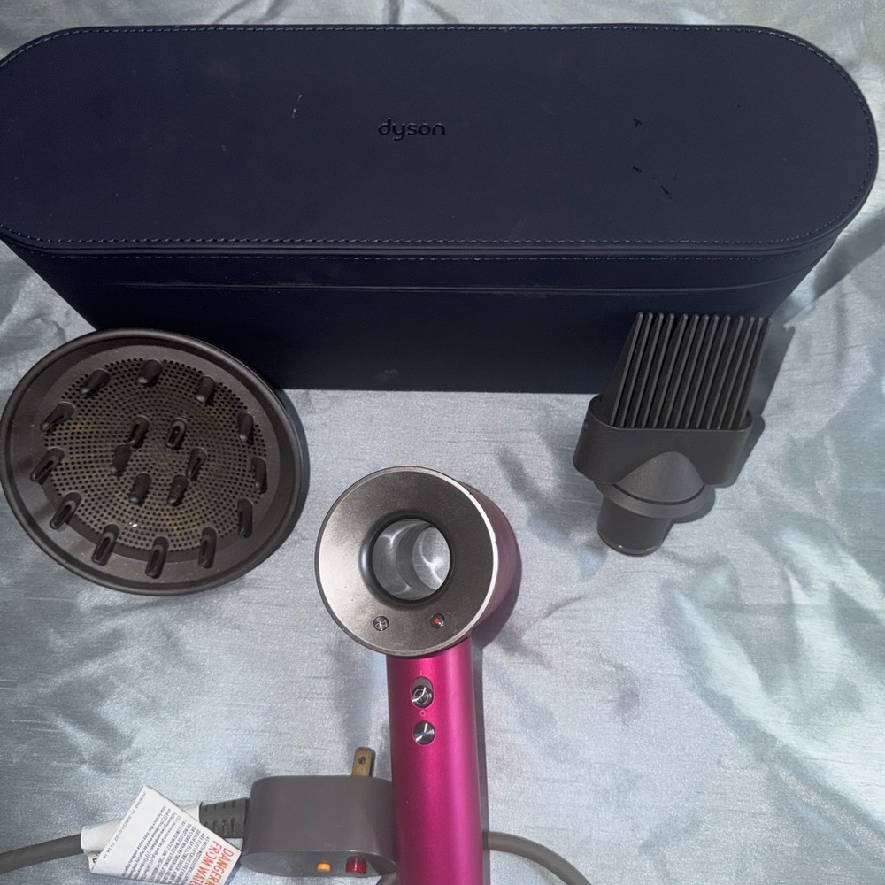 Dyson Supersonic Hair Dryer in Pink with Attachments